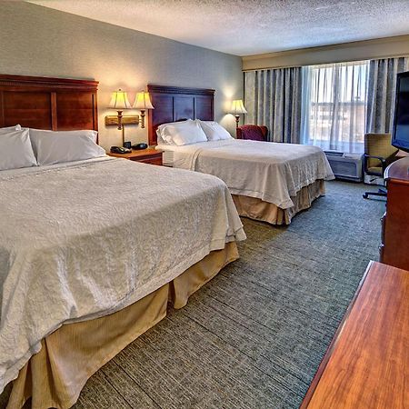 Hampton Inn Manning Bagian luar foto