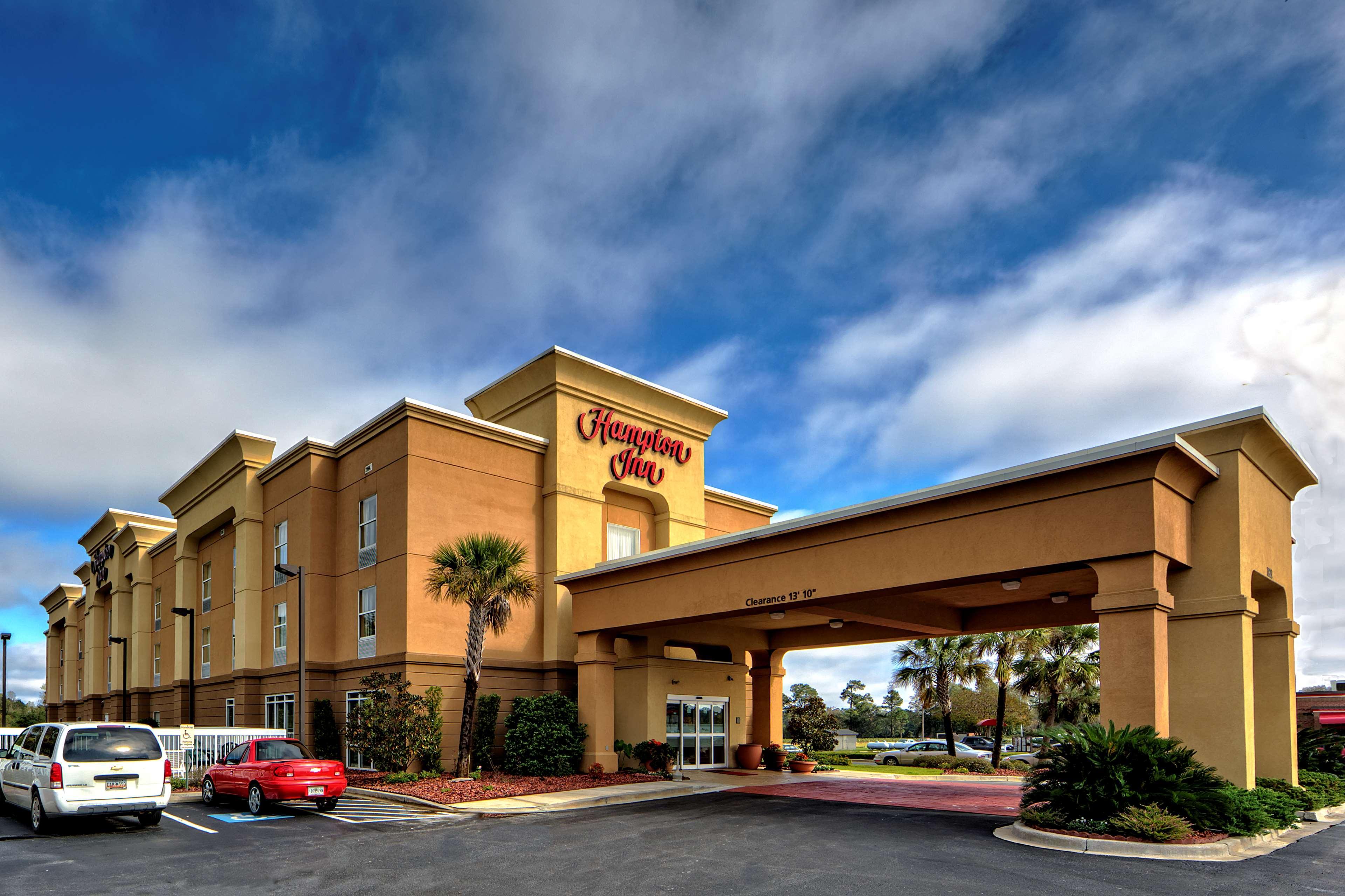 Hampton Inn Manning Bagian luar foto
