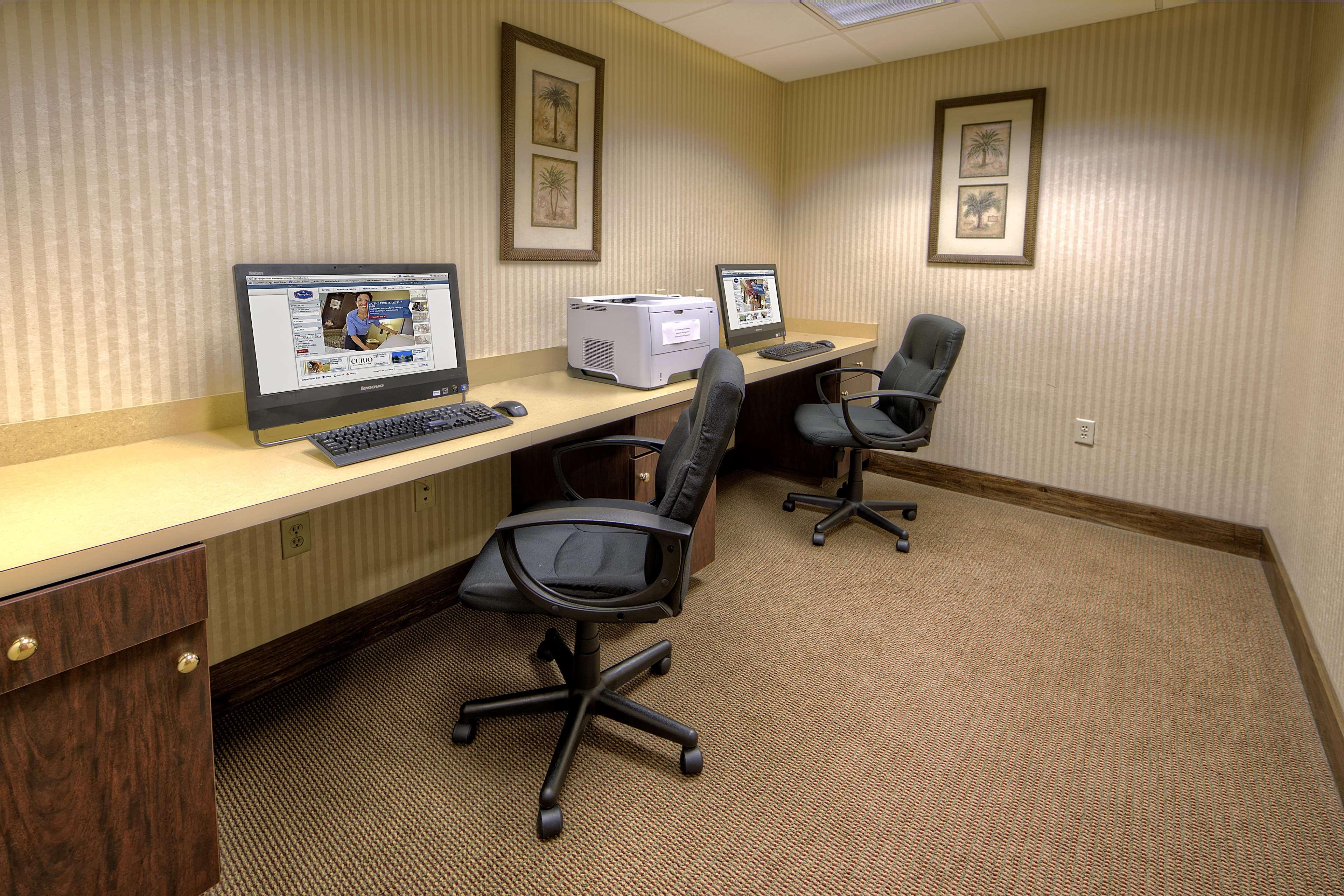 Hampton Inn Manning Bagian luar foto