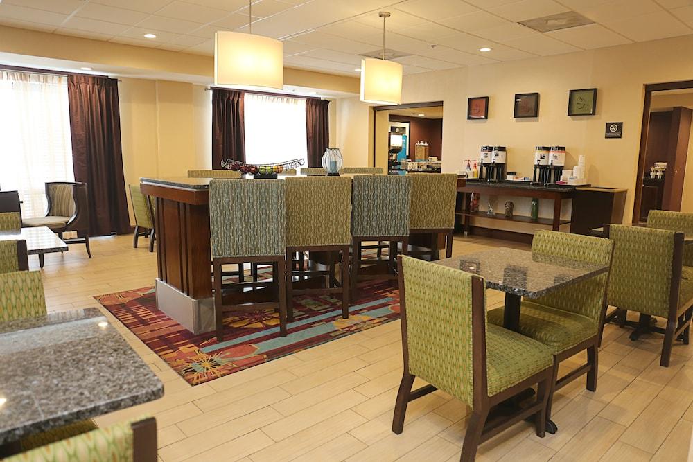 Hampton Inn Manning Bagian luar foto
