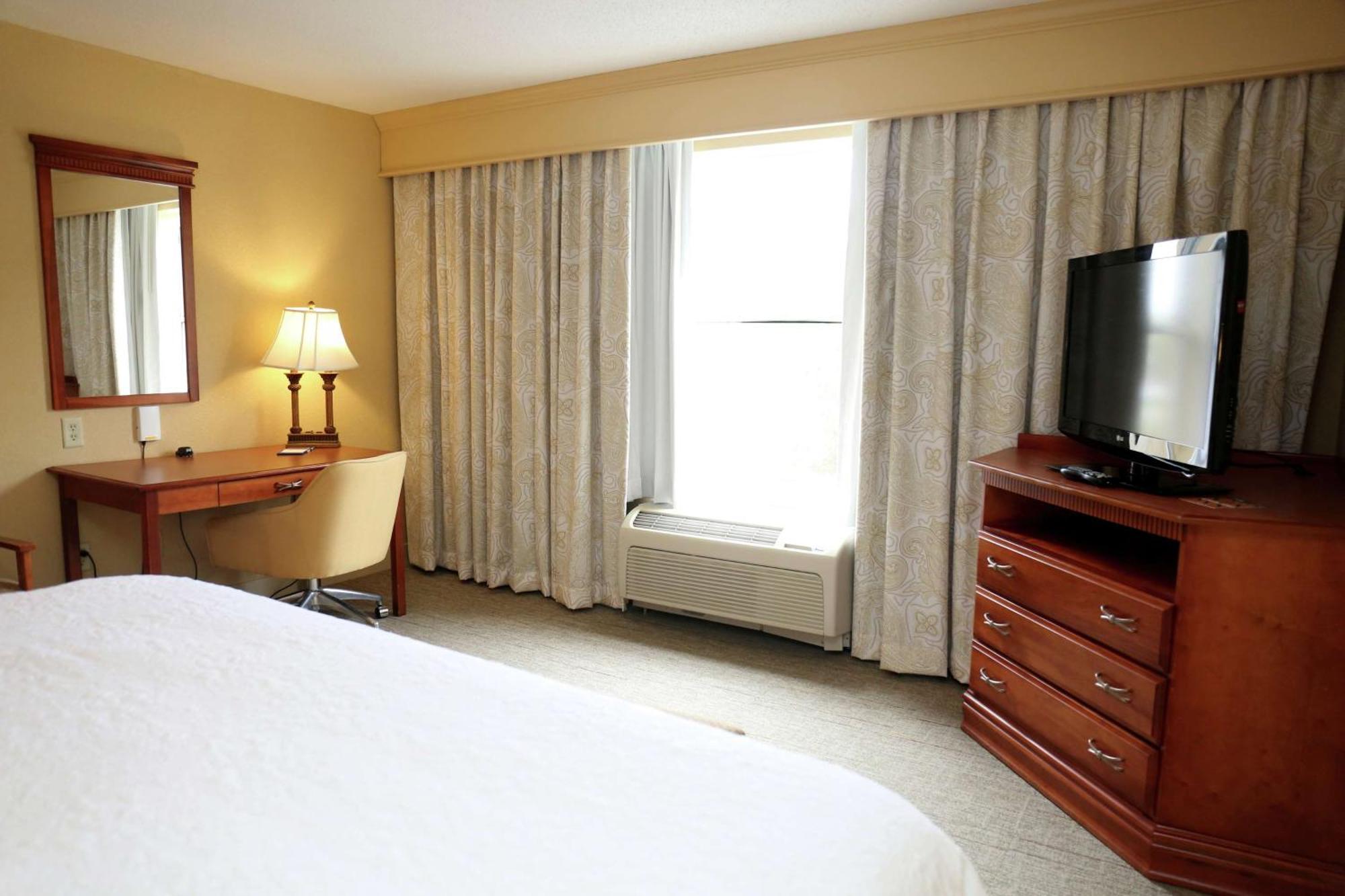 Hampton Inn Manning Bagian luar foto